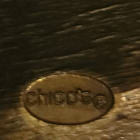 Chico's Gold bracelet - Picture 5 of 5